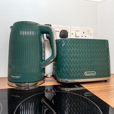 Chic Studio Apartment, Bus 18 To Euston In 30 Min. London Luaran gambar